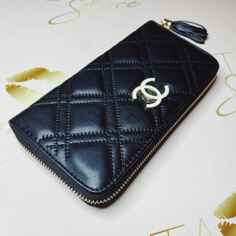 cc zipped wallet 20cm pink quilted caviar gold hardware