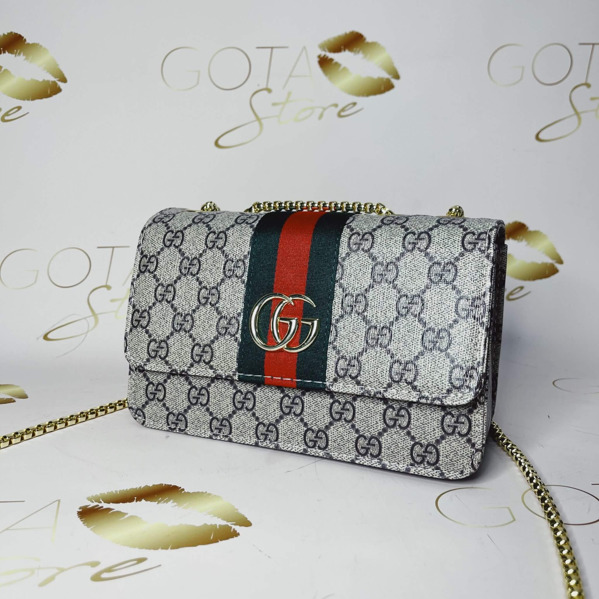 GG MARMONT 24 SMALL MATELASSÉ SHOULDER BAG GREEN IRIDESCENT CALFSKIN