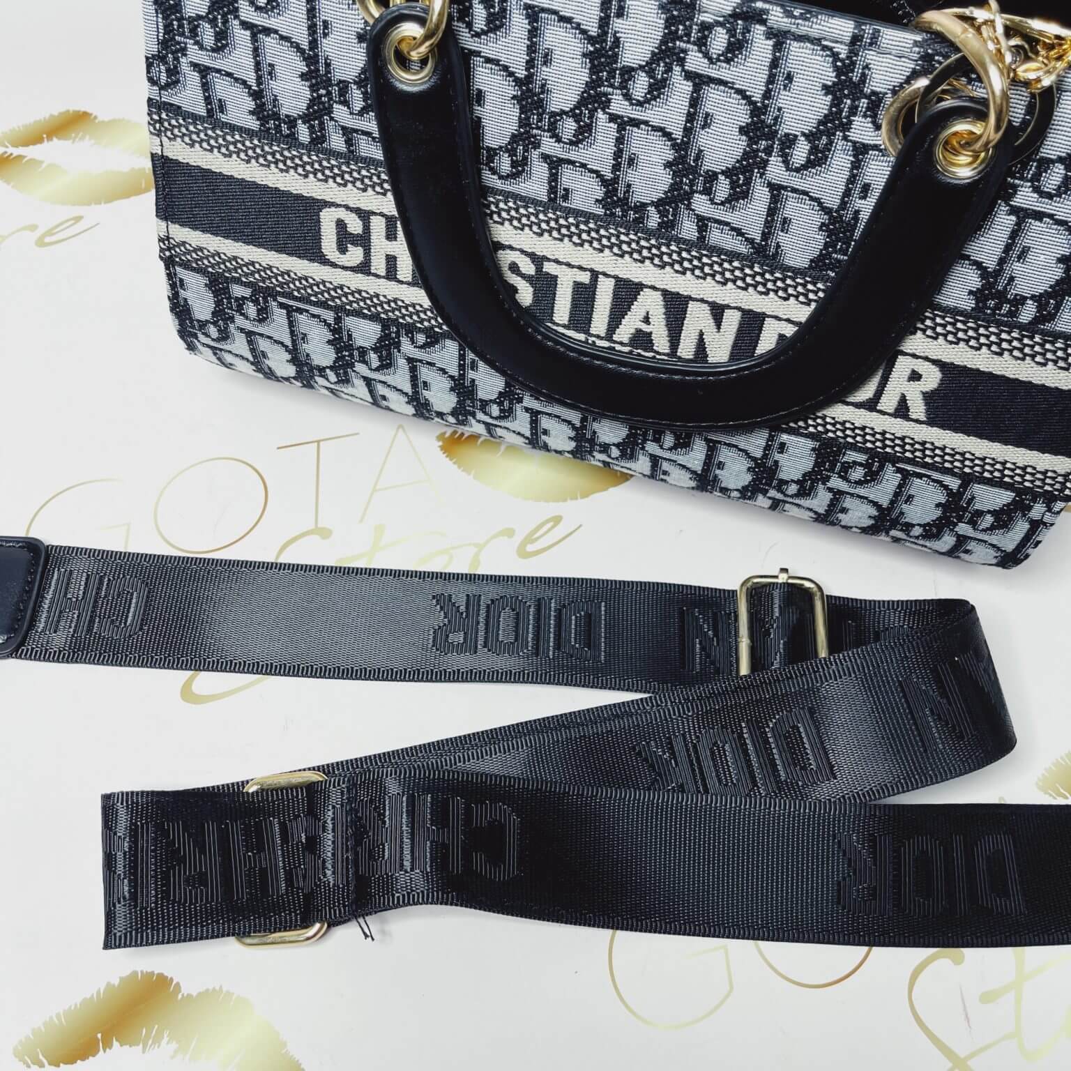 cd brand purse